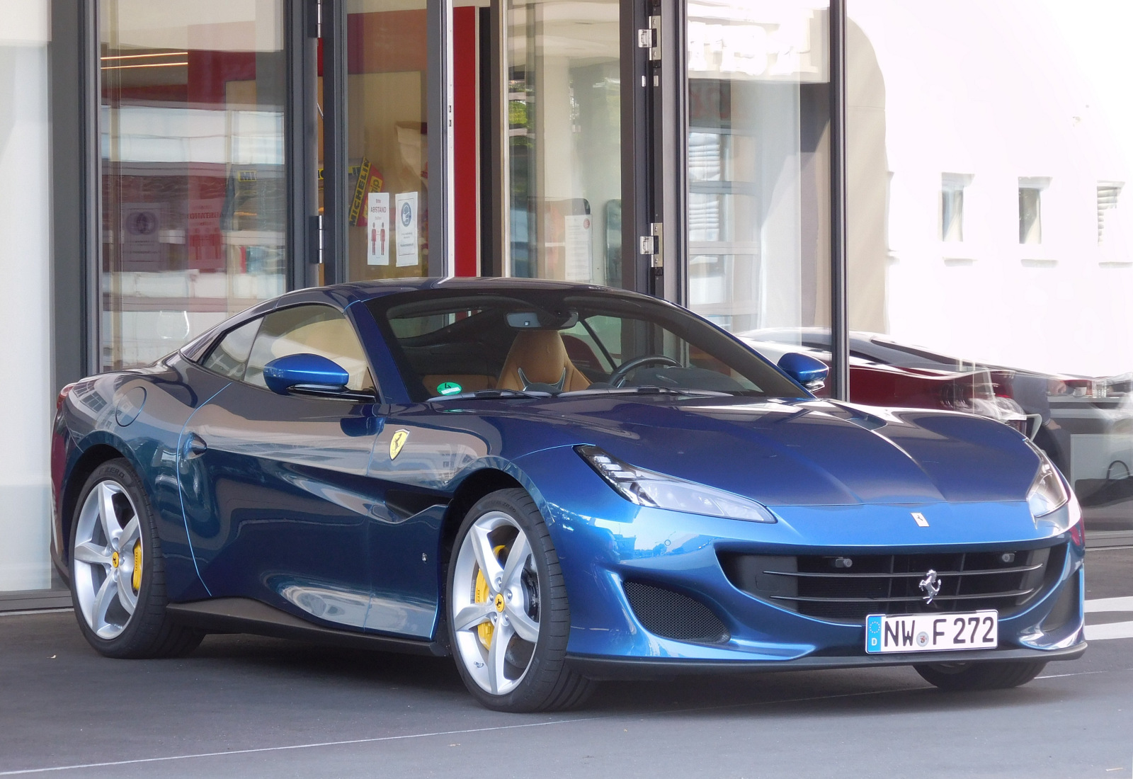 NW F 272, Ferrari Portofino 1st gen (F164), 2017–2021