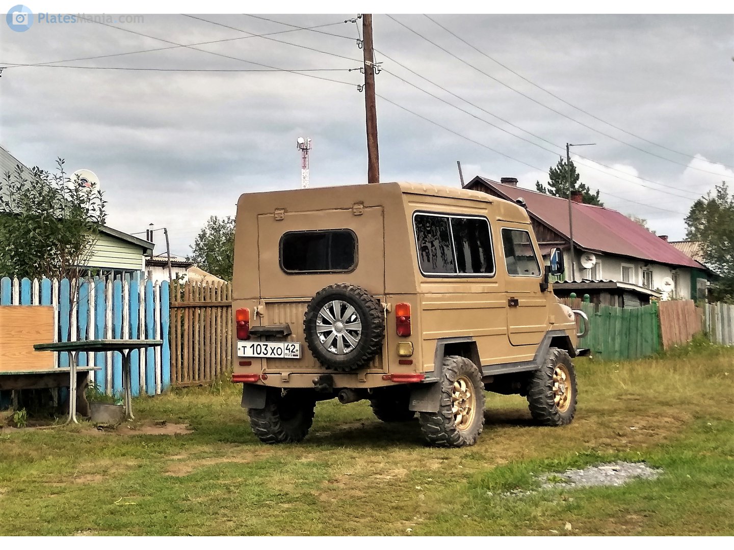 т 103 хо 42, LuAZ 969М 