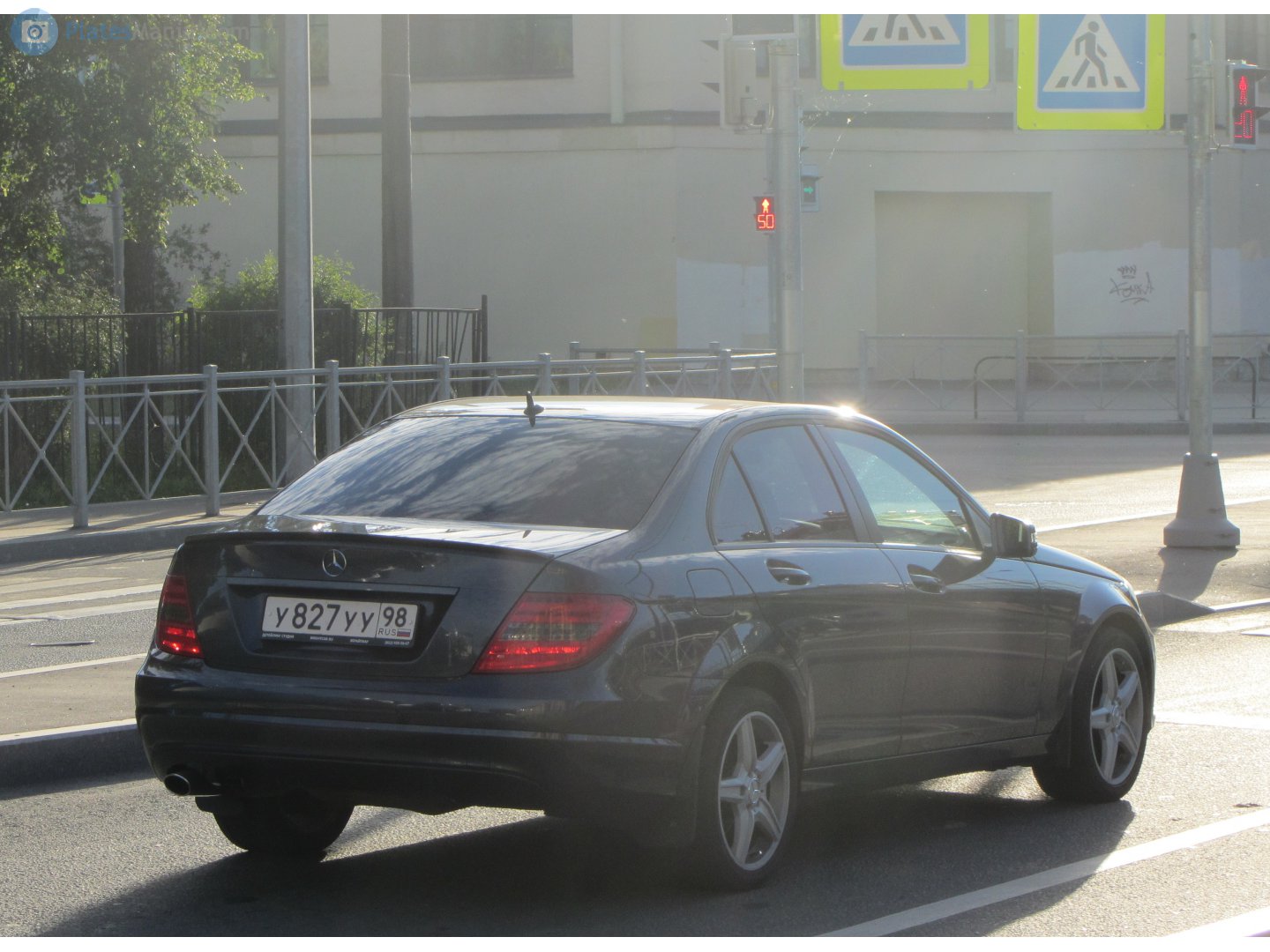 у 827 уу 98, Mercedes-Benz C-Klasse 3rd gen Sedan (W204), 2007–2015