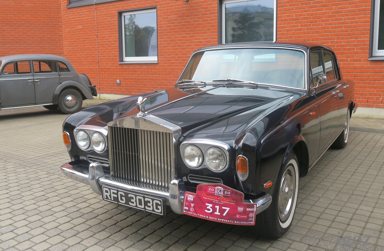 RFG303G, Rolls-Royce Silver Shadow 