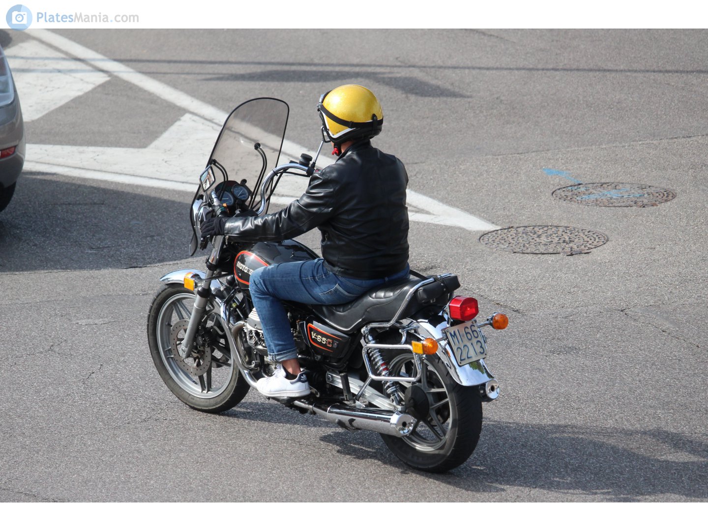 MI 662213, Moto Guzzi V65 