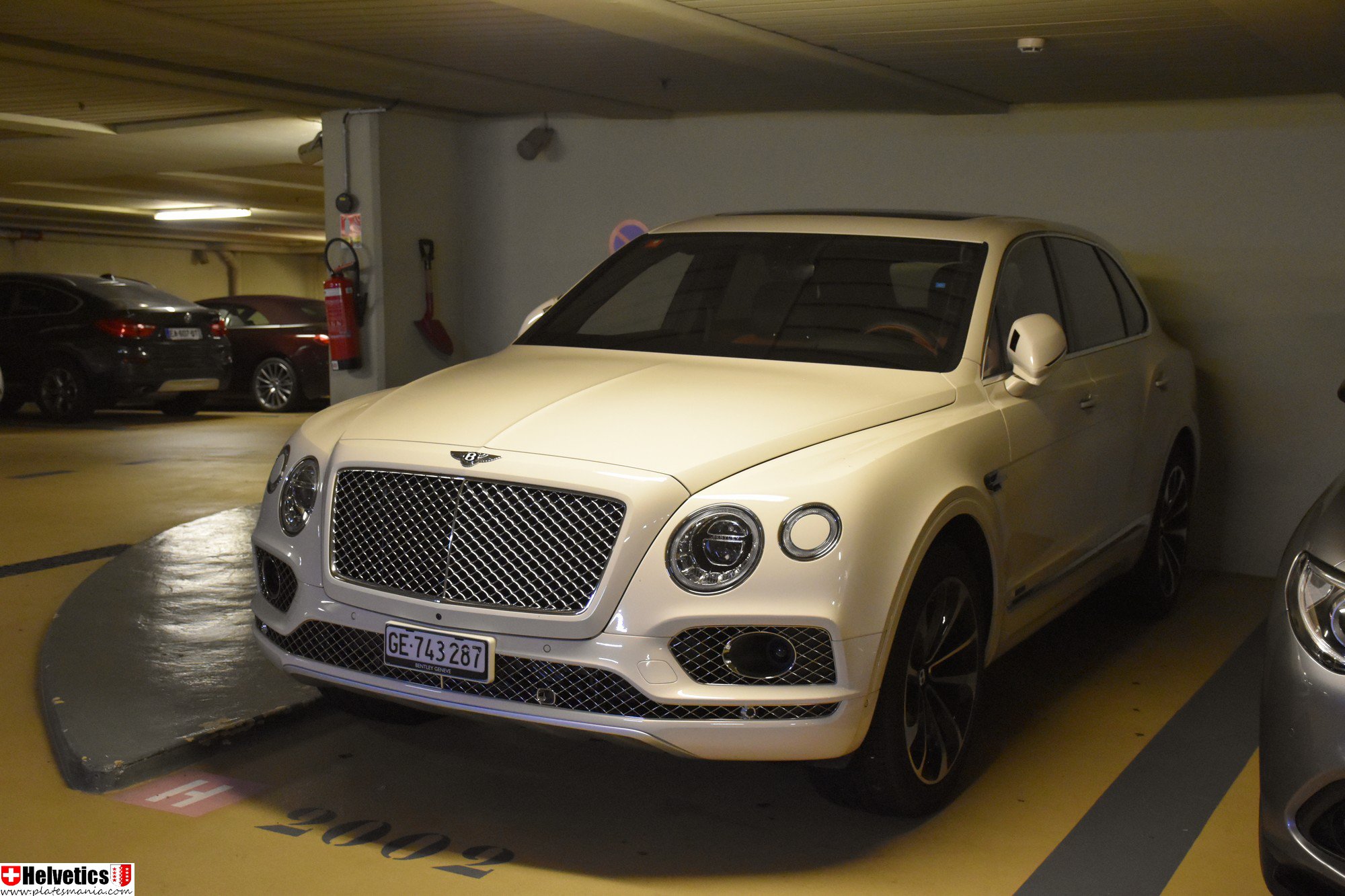 GE 743287, Bentley Bentayga 1st gen (PL71), 2016–2020
