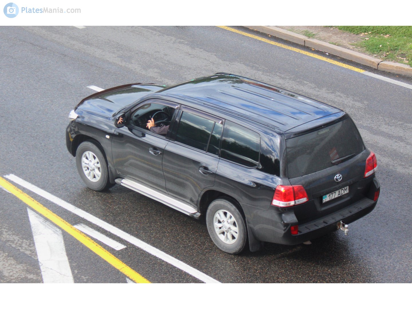 177 ADM, Toyota Land Cruiser 200 (J200), 2007–2011