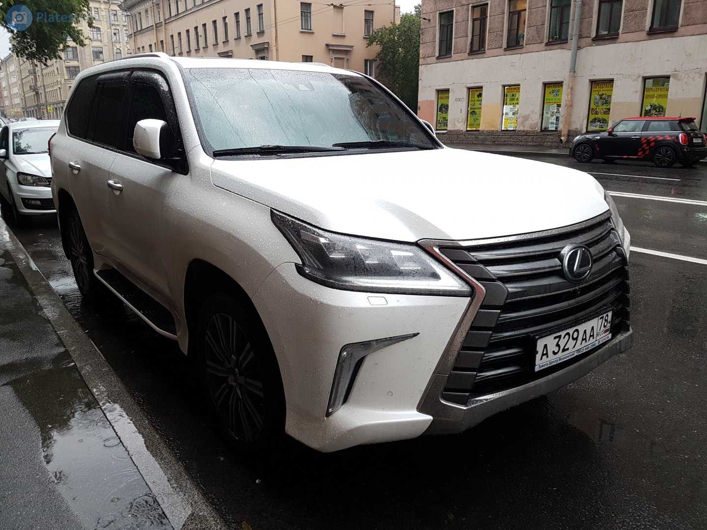 а 329 аа 78, Lexus LX 