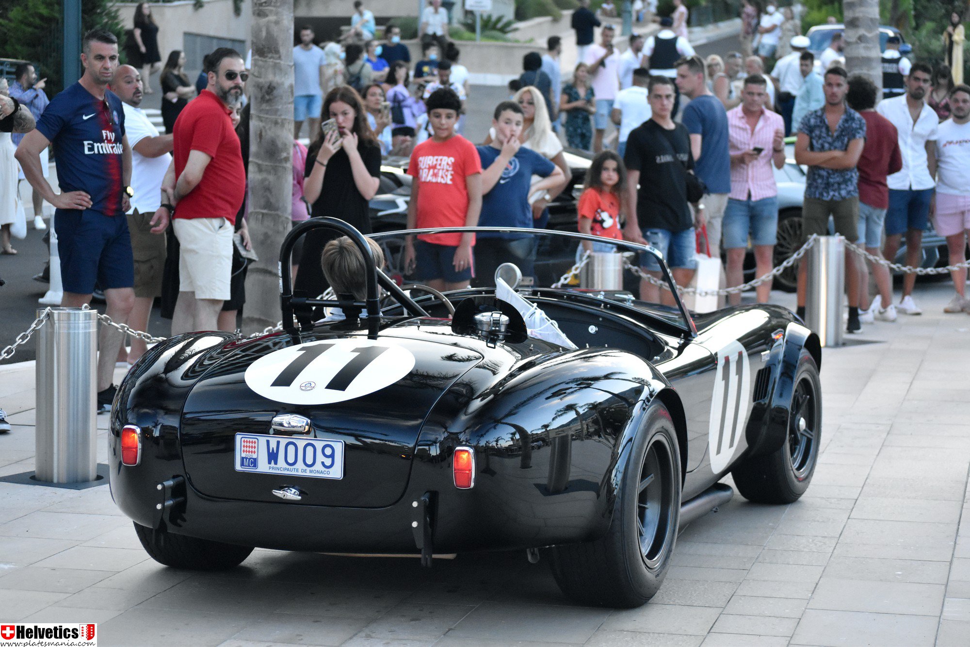 W009, AC Cobra 