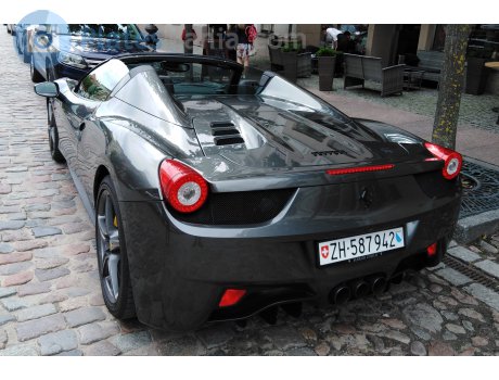 ZH 587942, Ferrari 458