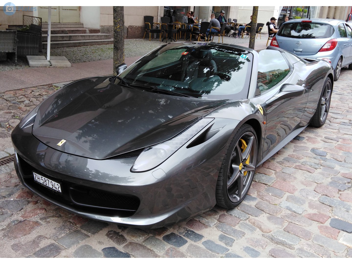 ZH 587942, Ferrari 458 1st gen Spider (F142), 2011–2015