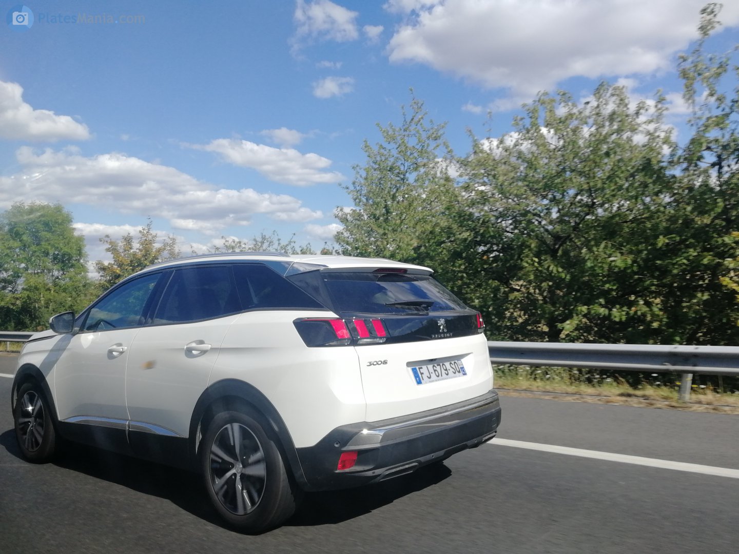 FJ-679-SQ, Peugeot 3008 2nd gen (P84), 2016–2020