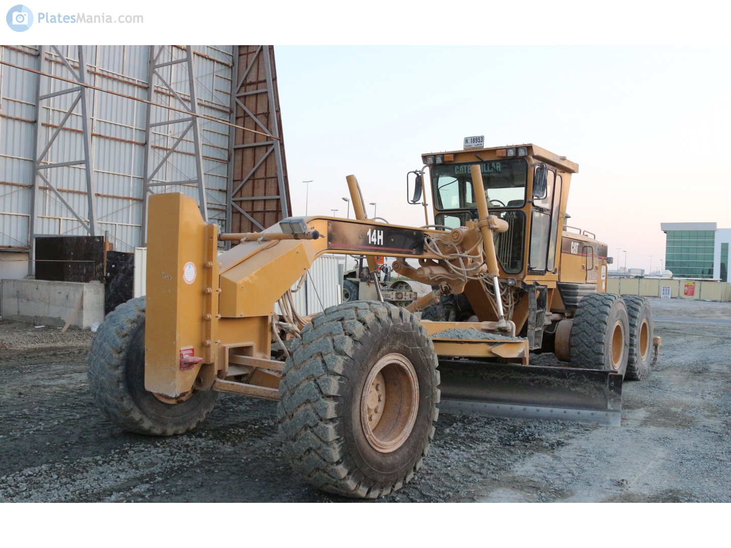 N 18953, Caterpillar 100 Series 