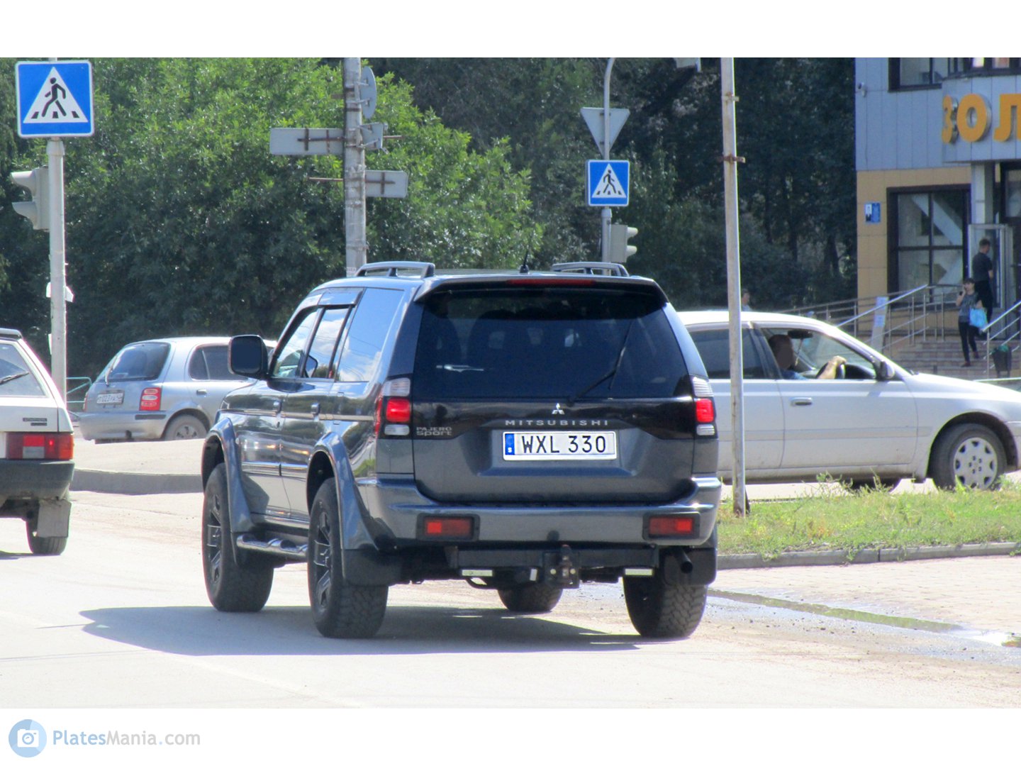 WXL 330, Mitsubishi Pajero Sport 1st gen (K80/K90/PA/PA), 1996–2008