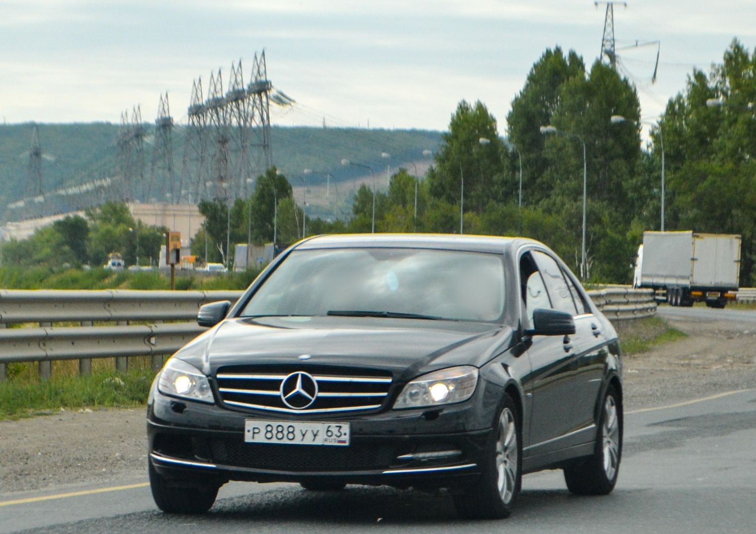 р 888 уу 63, Mercedes-Benz C-Klasse 3rd gen Sedan (W204), 2007–2015