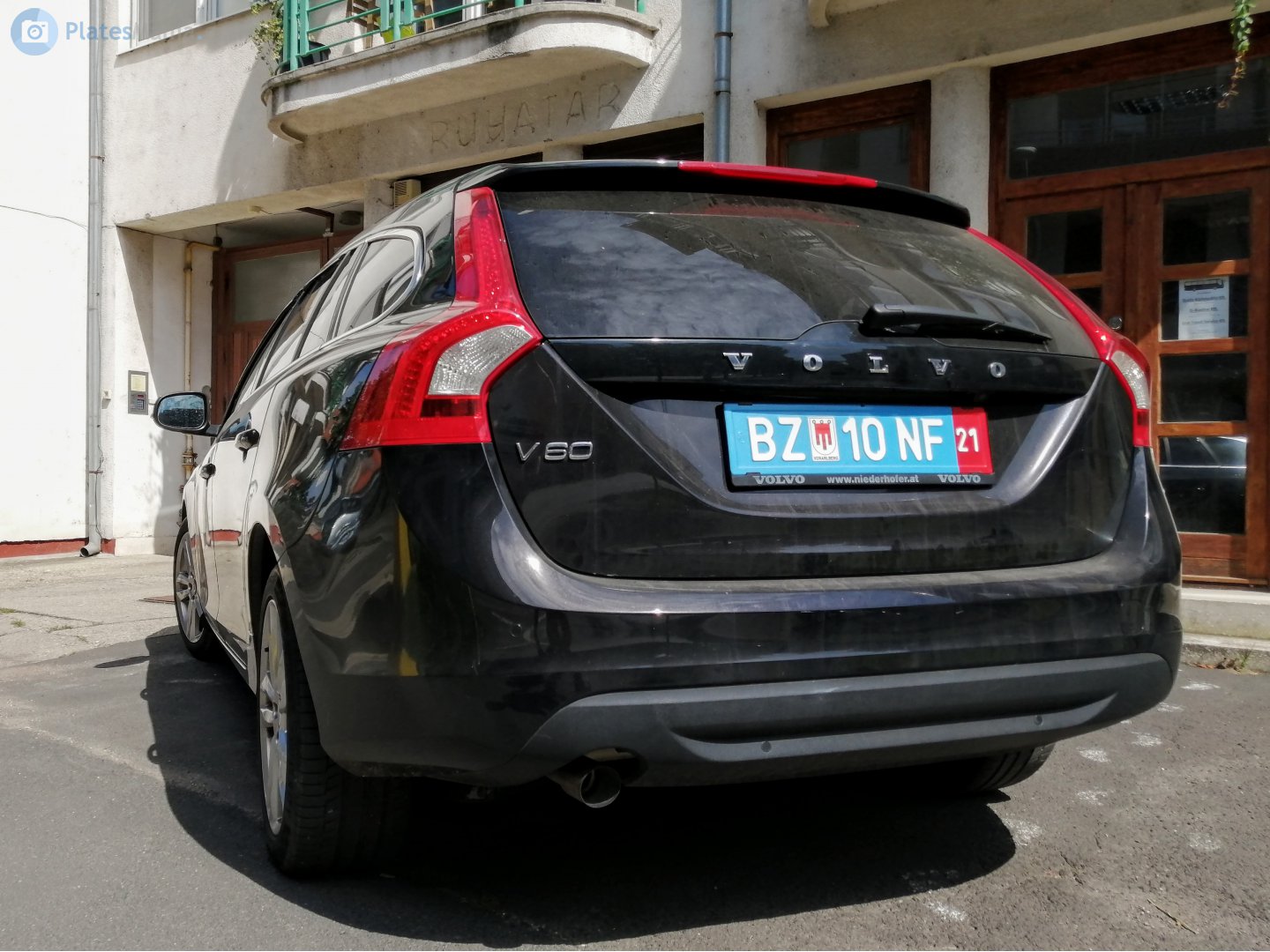 BZ 10 NF, Volvo V60 1st gen (155/157), 2010–2018