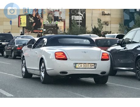 CA 0005 BM, Bentley Continental