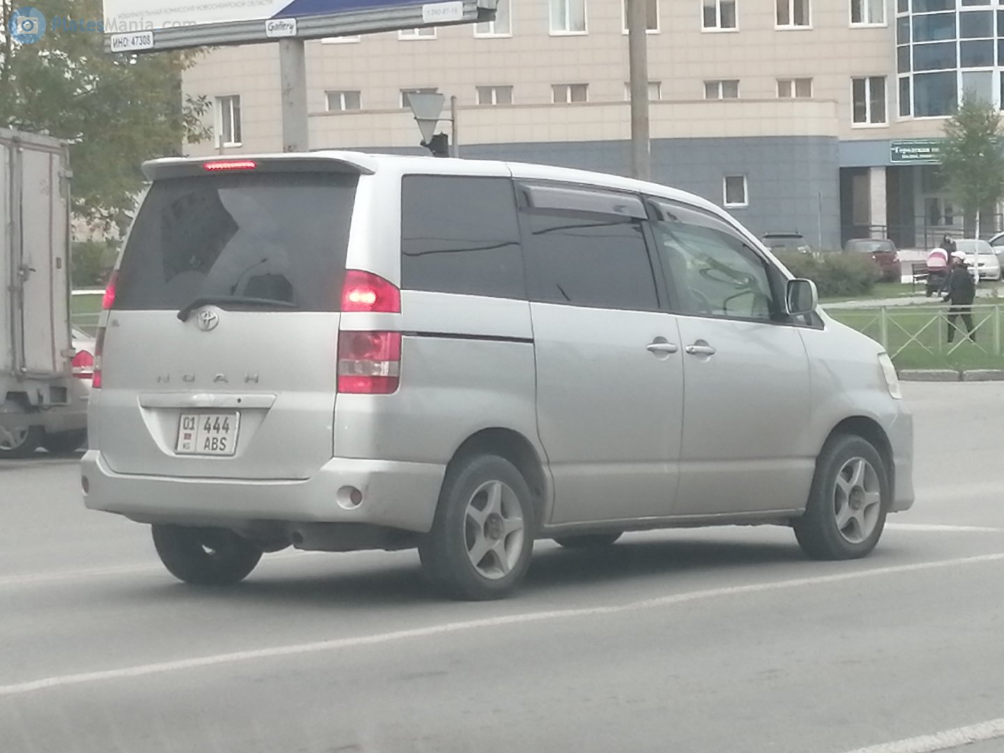 01 444 ABS, Toyota Noah 