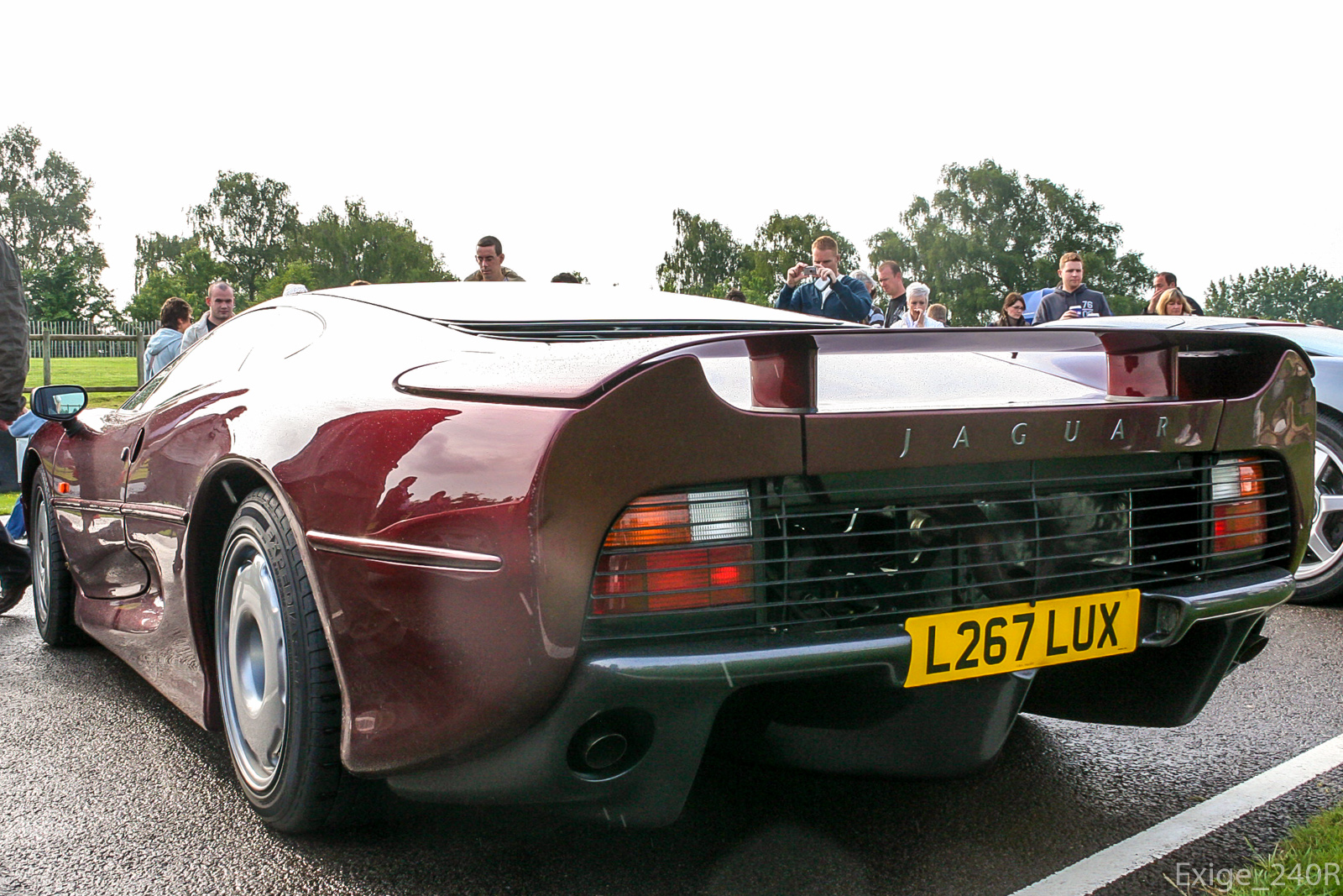 L267LUX, Jaguar XJ220 