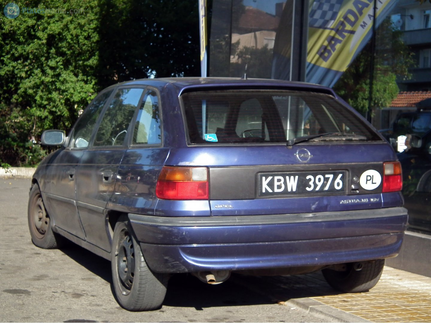 KBW 3976, Opel Astra 1st gen 5-door Hatch (F; T92), 1991–1998 (–2002 for Eastern Europe)