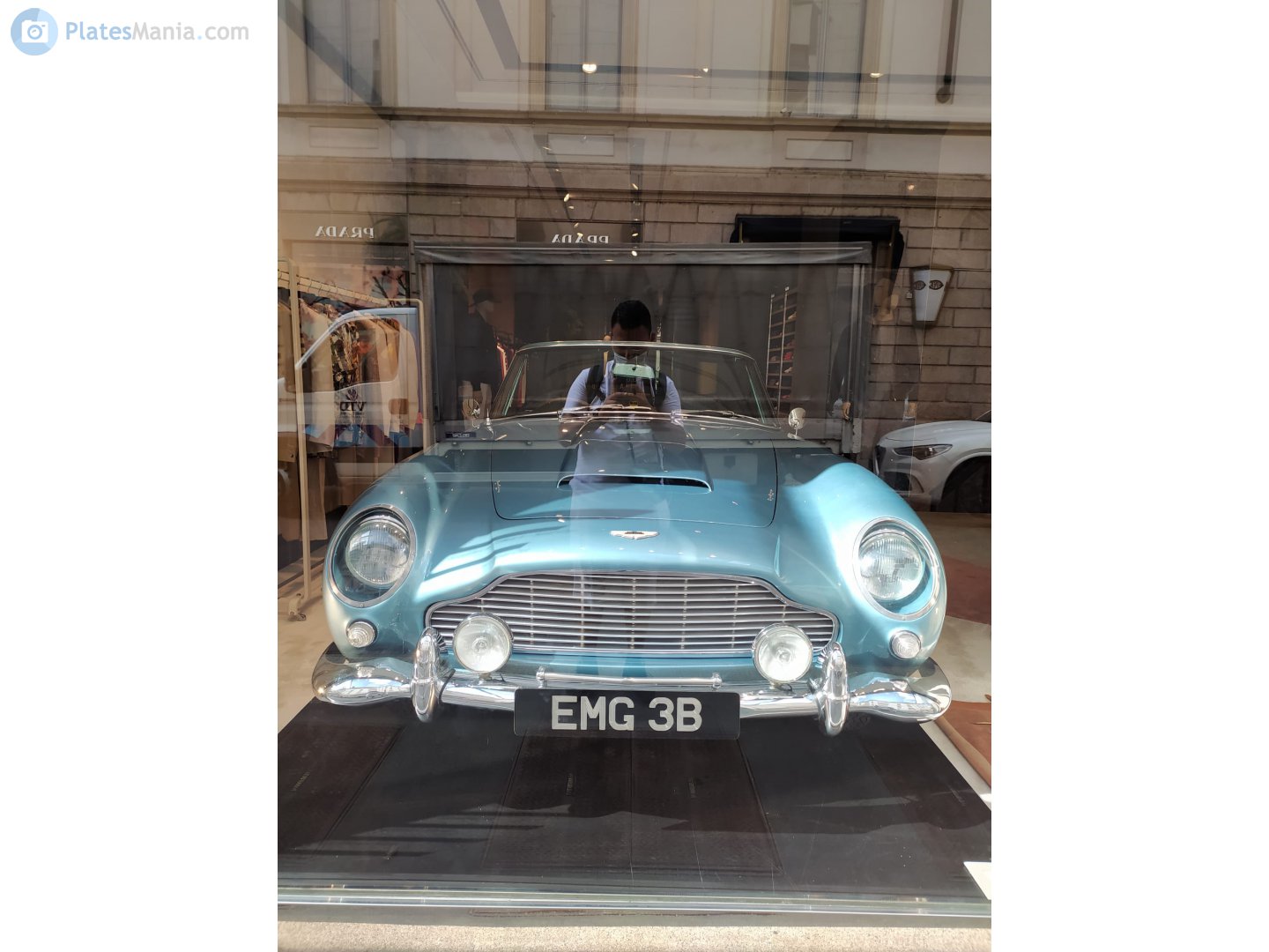 EMG3B, Aston Martin DB5 