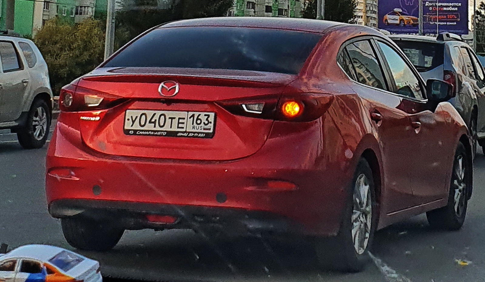 у 040 те 163, Mazda 3 