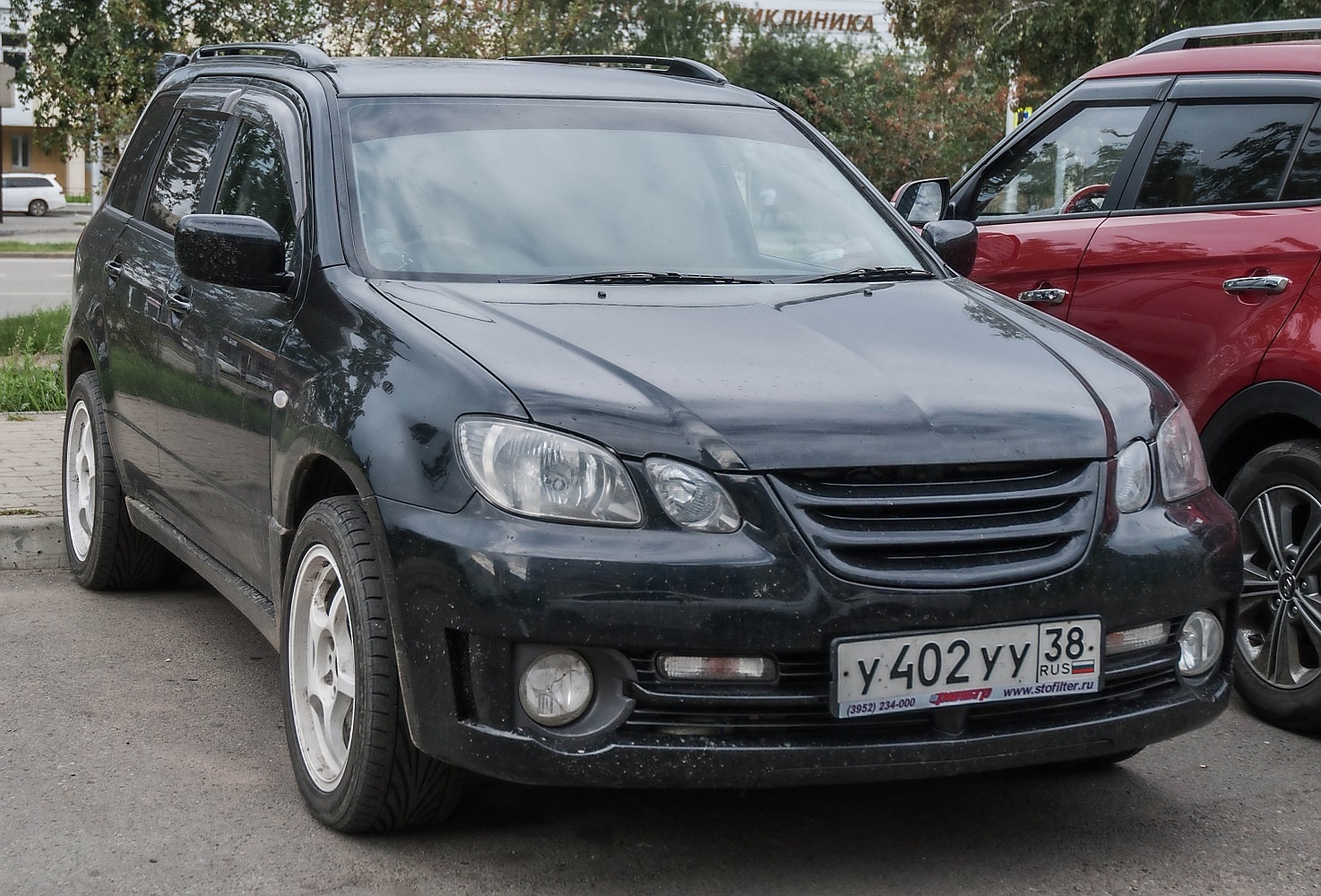 у 402 уу 38, Mitsubishi Airtrek 1st gen (CU/ZE/ZF; JP-market), 2001–2005