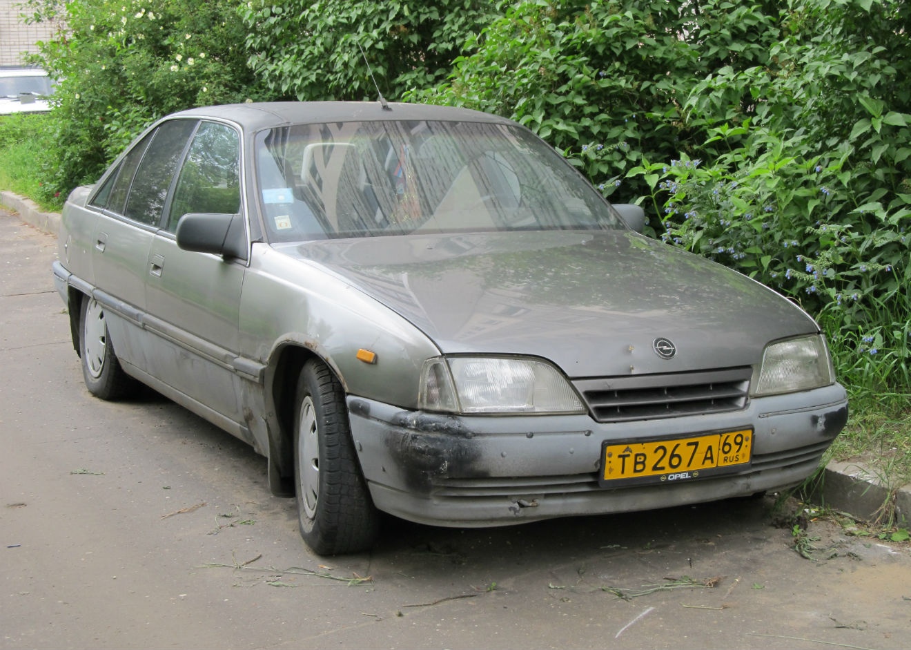 тв 267 а 69, Opel Omega 1st gen Sedan (A; V87), 1986–1994
