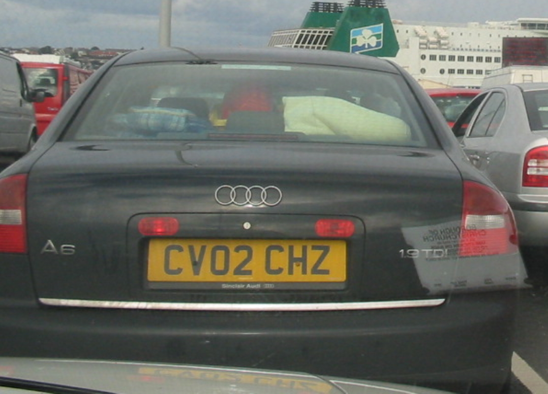 CV02CHZ, Audi A6 2nd gen Sedan (C5/4B2), 1997–2004