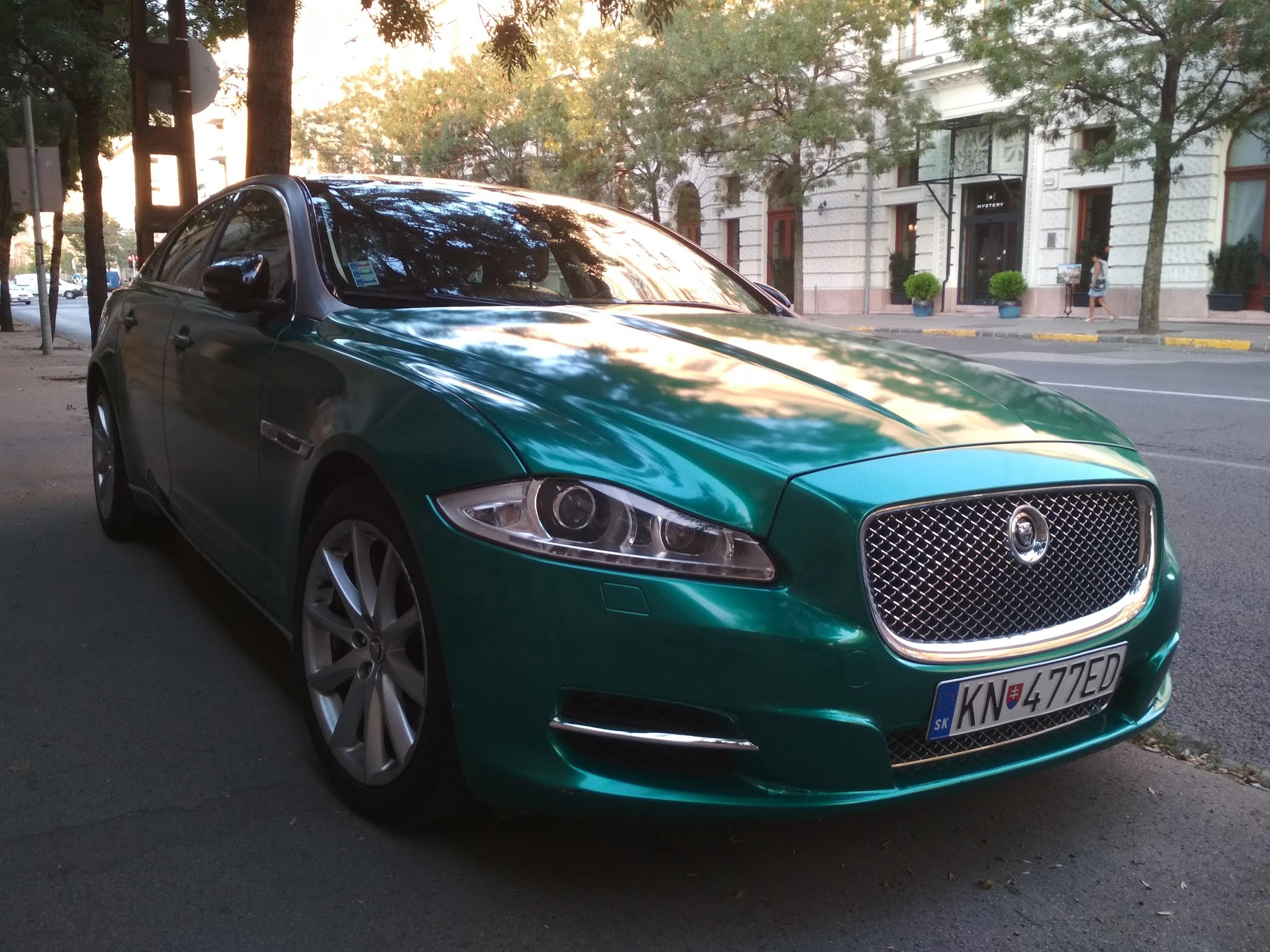 KN-477ED, Jaguar XJ 6th gen (X351), 2009–2019