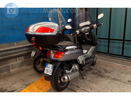 CG 19615, Yamaha Versity