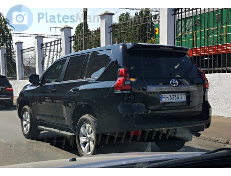 HH 3333 TT, Toyota Land Cruiser Prado