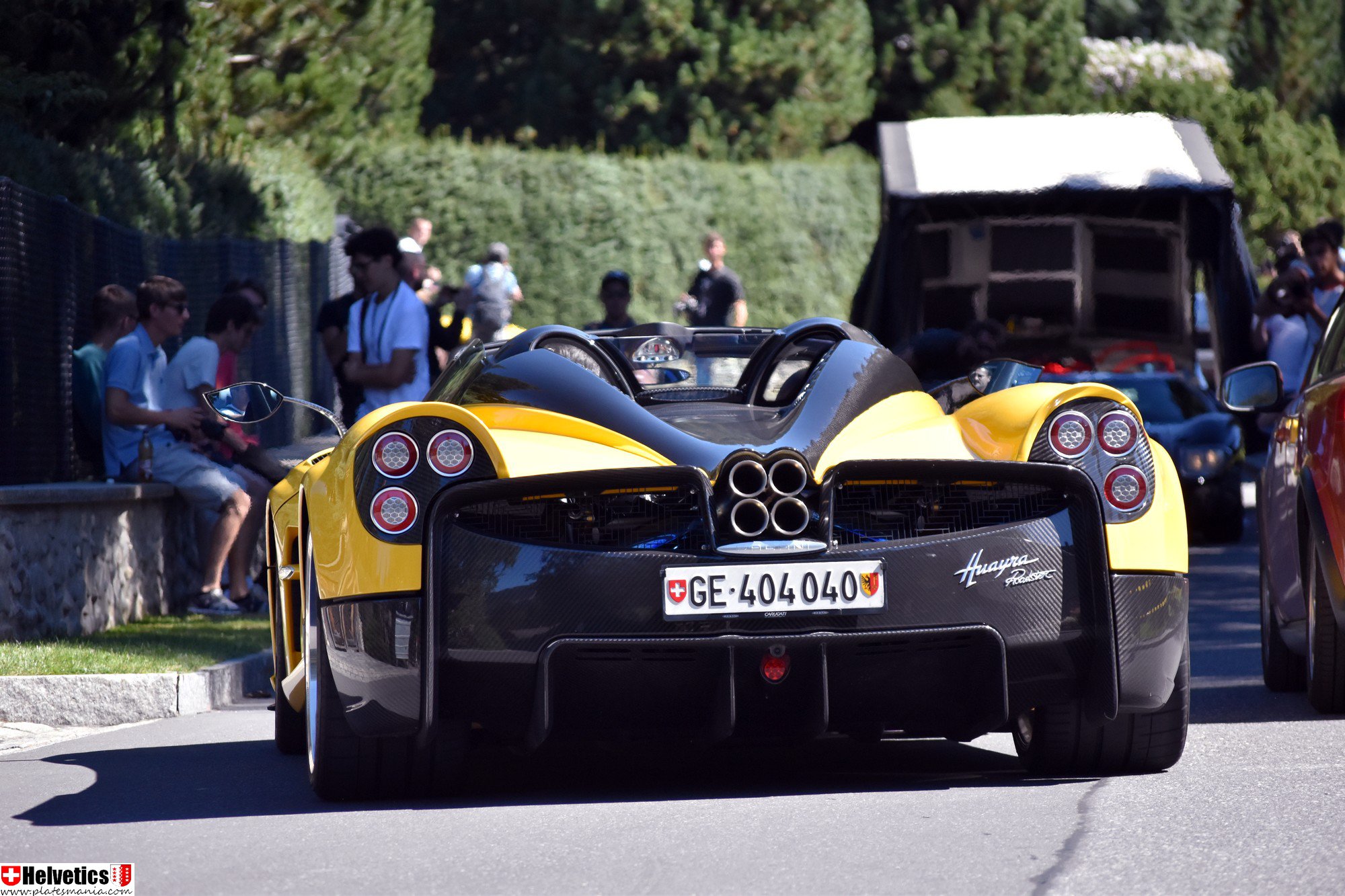 GE 404040, Pagani Huayra Huayra Roadster, 2017–