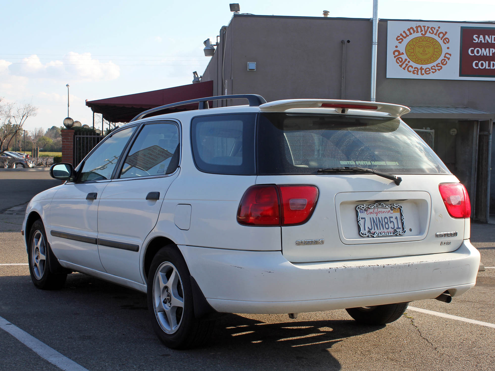 7JNN851, Suzuki Esteem 2nd gen Wagon (SY), 1996–2002