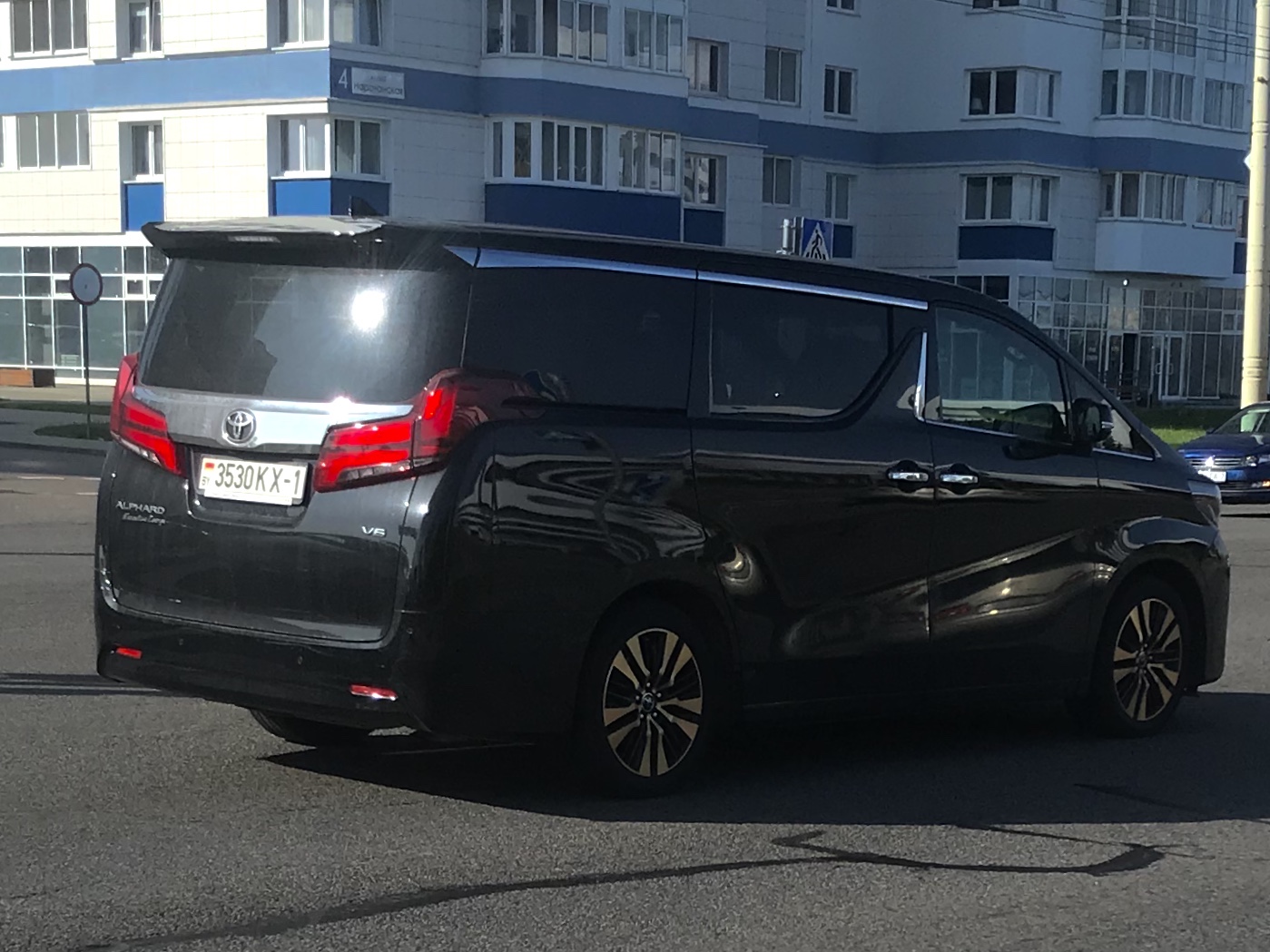 3530 KX-1, Toyota Alphard 3rd gen (AH30), 2015­–2023