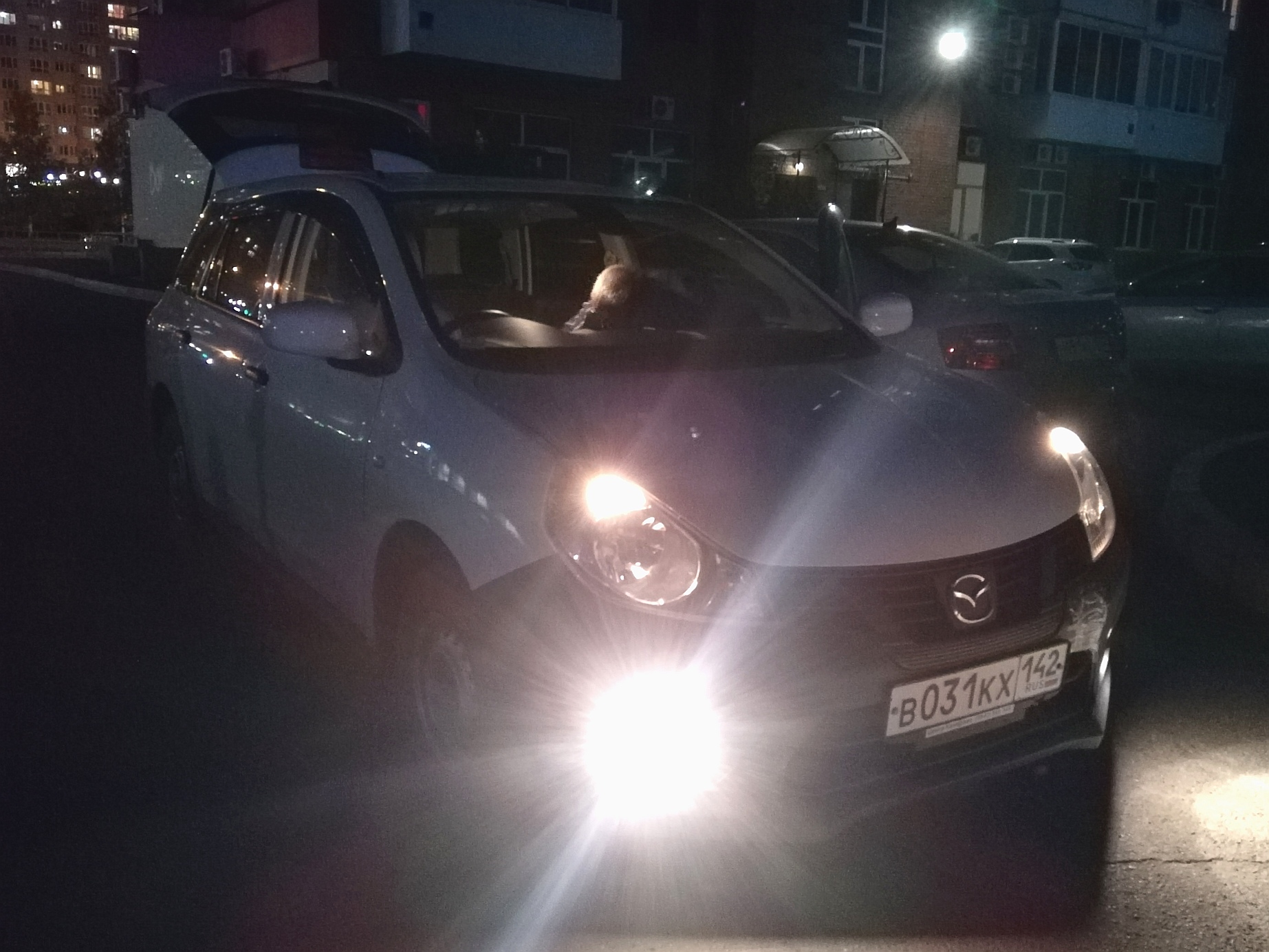 в 031 кх 142, Mazda Familia Van 3rd gen (Y12), 2006–2018