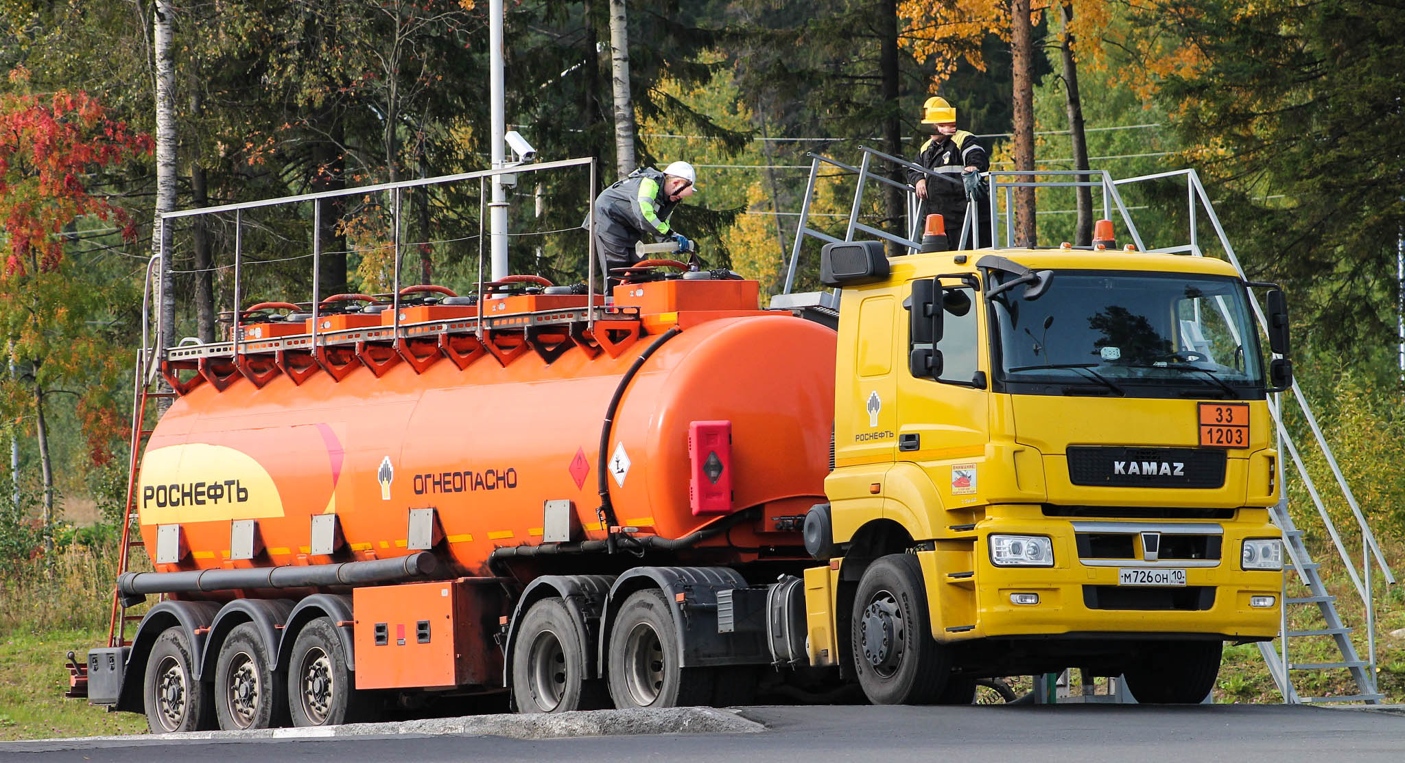 Камаз мвп-50121-02. Камаз 65206 бензовоз. М 726. Поезд лотос астрахань. М 726.