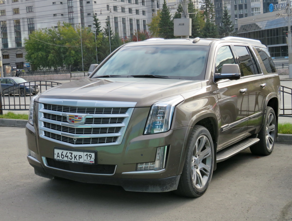 а 643 кр 19, Cadillac Escalade 4th gen (GMTK2XL), 2014–2020