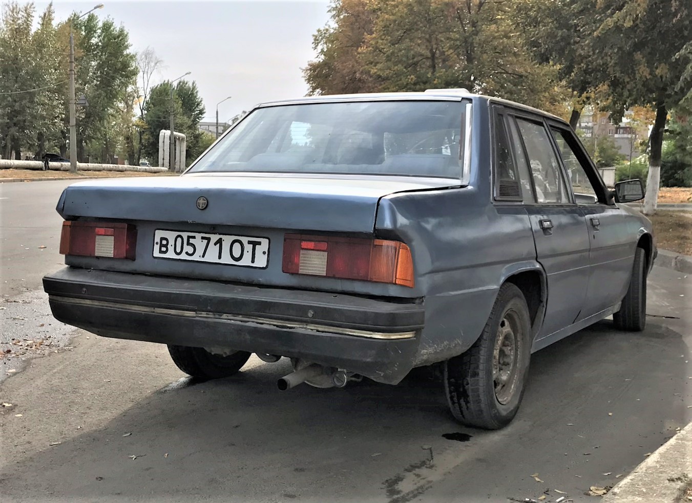 в 0571 ОТ, Mazda 929 3rd gen Sedan (HB), 1982–1986