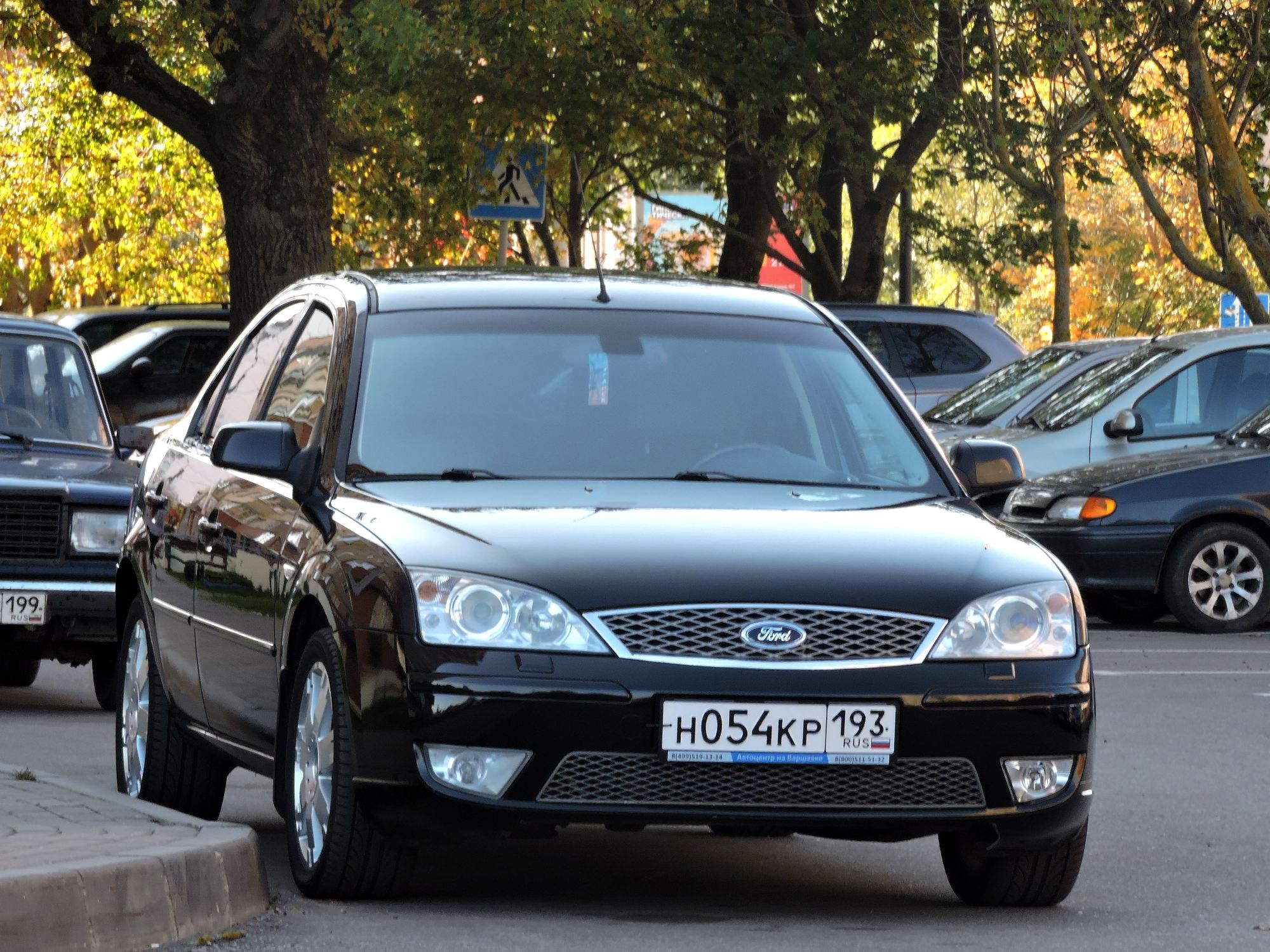 н 054 кр 193, Ford Mondeo 2nd gen Sedan/Liftback (Mk3; CD132), 2000–2007