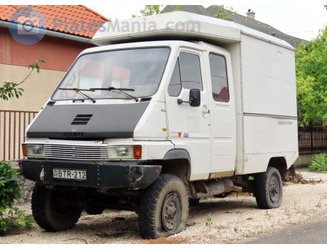 BTR-212, Renault B-Gamme (Messenger)