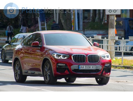 AA 5558 XO, BMW X4
