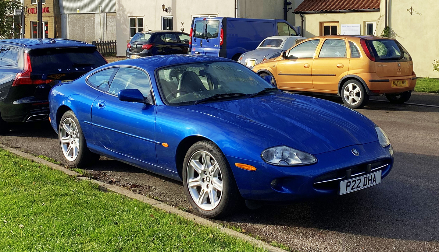 P22DHA, Jaguar XK 1st gen Coupé (X100), 1996–2006