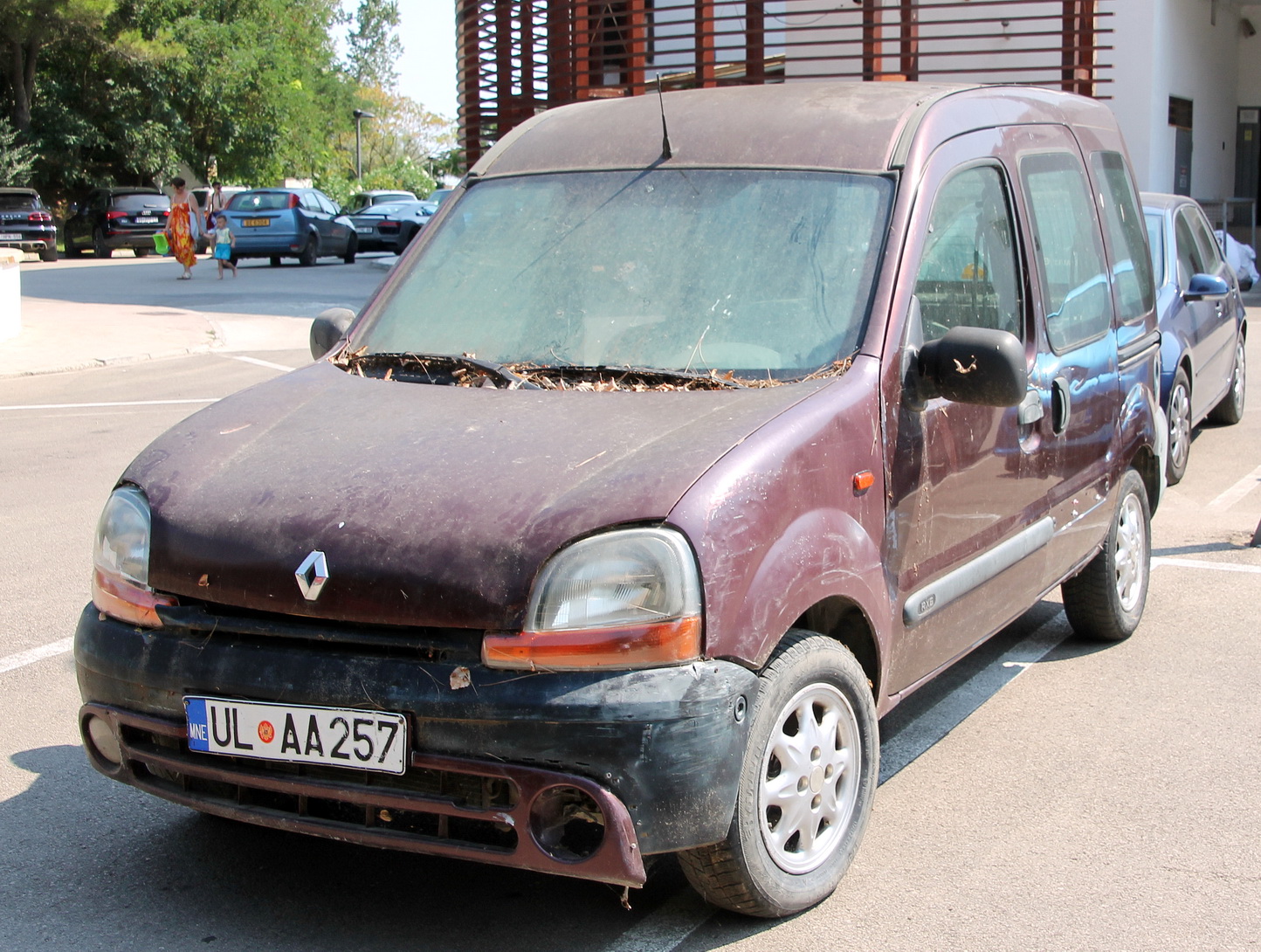 UL AA257, Renault Kangoo 