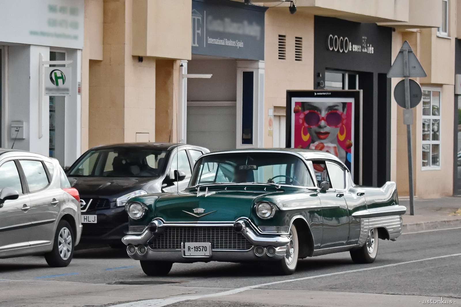 R-19570, Cadillac Sixty Special 6th gen 1957 (6039; C-body), 1956–1957