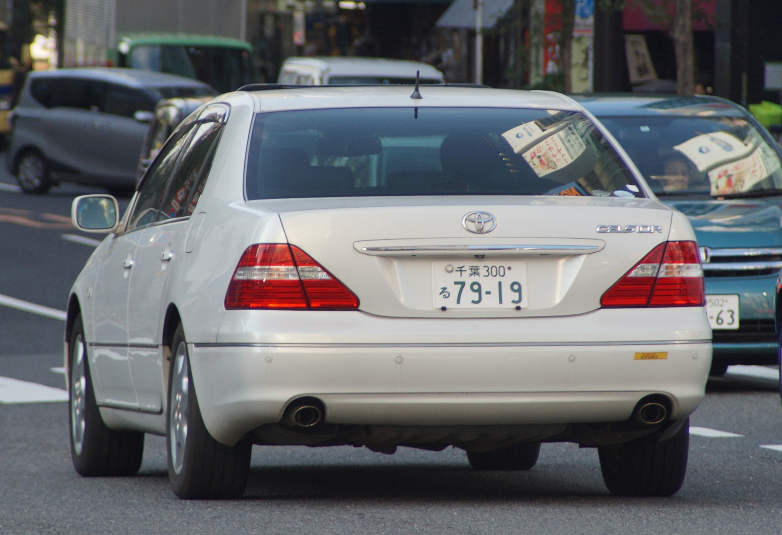 千葉 300 る 7919, Toyota Celsior 3rd gen (UCF30/31), 2000–2006
