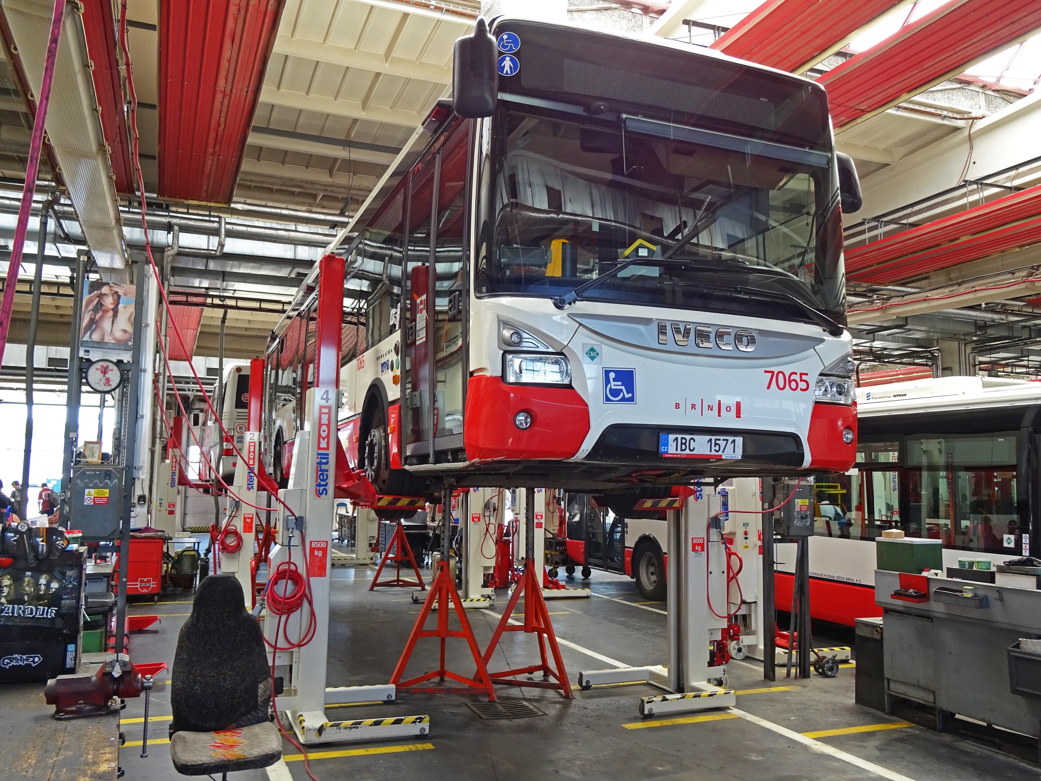 1BC 1571, Iveco Urbanway Urbanway 12, 2013–2024