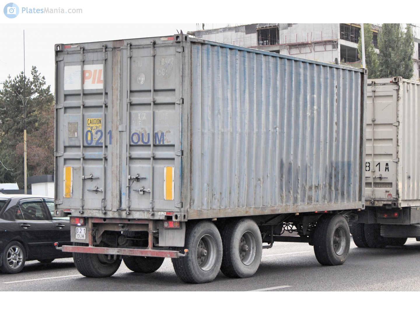 021 OUM, Trailers (1994) 