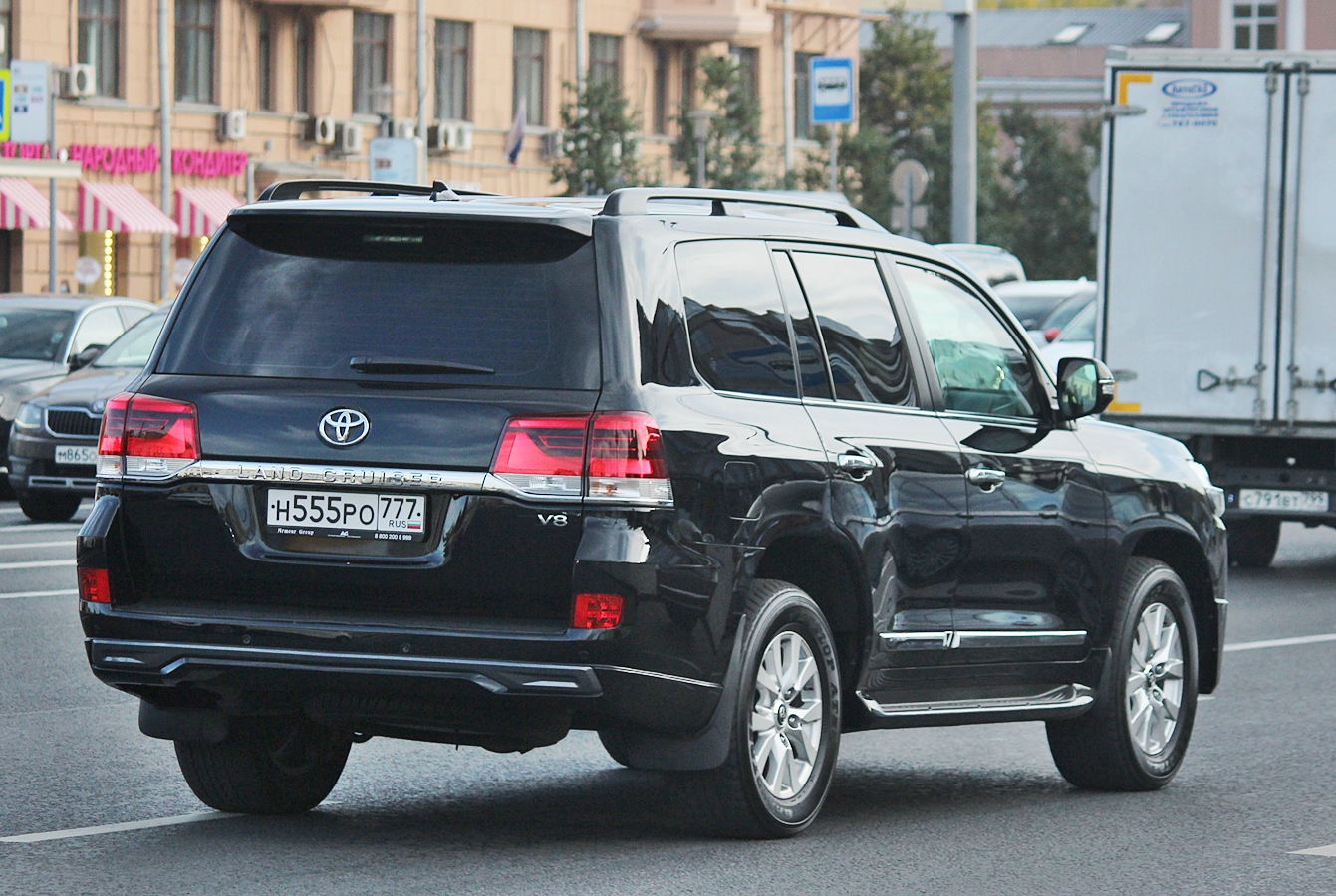 н 555 ро 777, Toyota Land Cruiser 200 (J200), 2nd facelift, 2015–2021