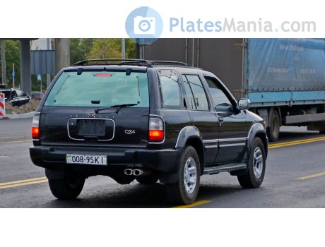 11 008-95 KI, Infiniti QX4