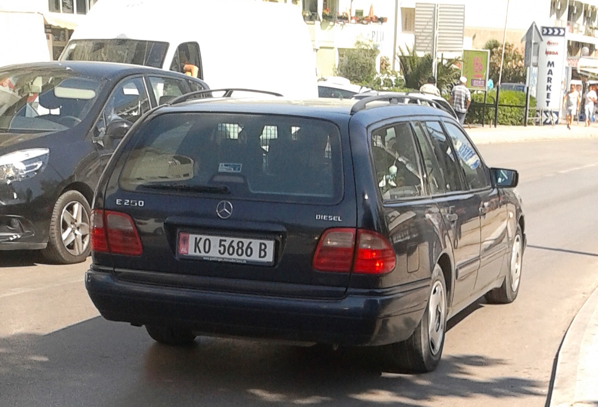 KO 5686 B, Mercedes-Benz E-Klasse 2nd gen Wagon (S210), 1995­–2003