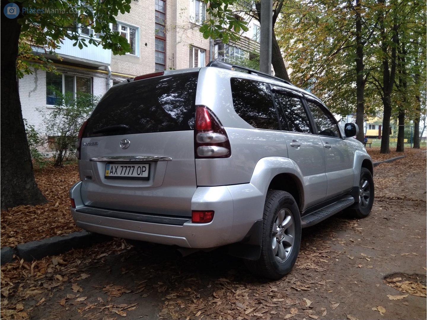 AX 7777 OP, Toyota Land Cruiser Prado 3rd gen 5-door SUV (J120), 2002–2009