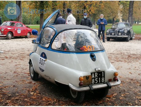 AR 18518, Iso Isetta