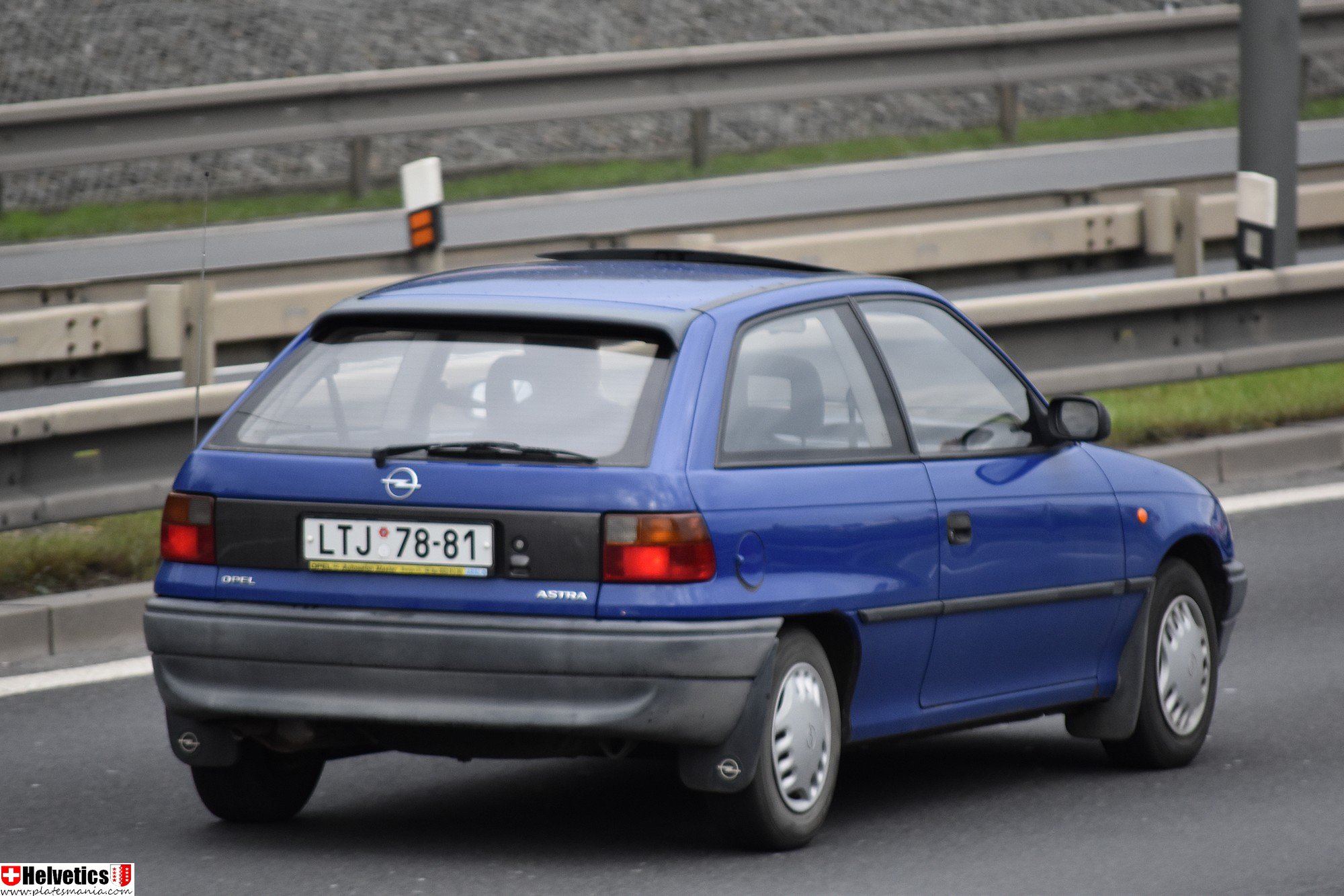 LTJ 78-81, Opel Astra 1st gen 3-door Hatch (F; T92), 1991–1998
